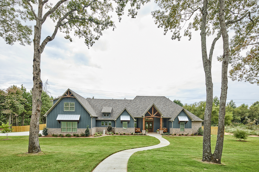 An East Texas Modern craftsman home ... from Trent Williams Construction, Tyler, Texas